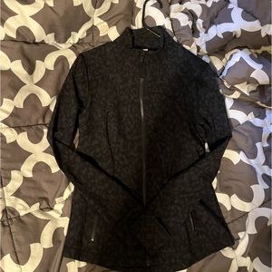 Lululemon Define Jacket | black leopardish print size 10
